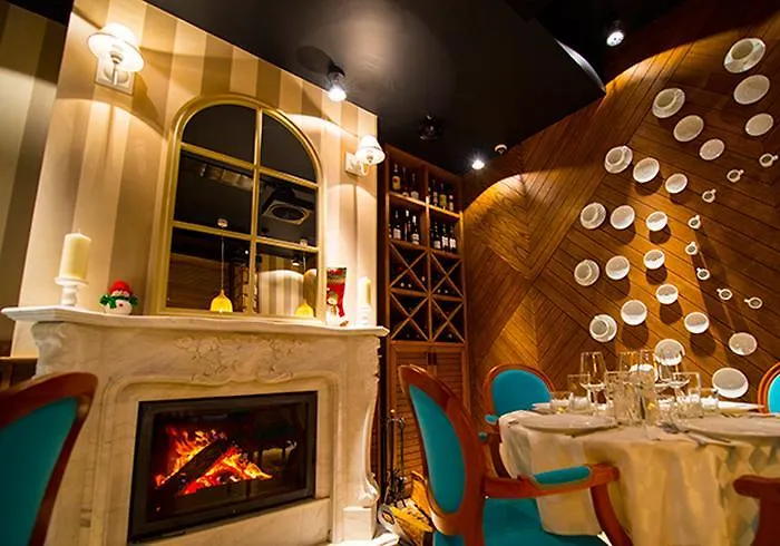 Romance Marine Aparthotel Aparthotel 4*