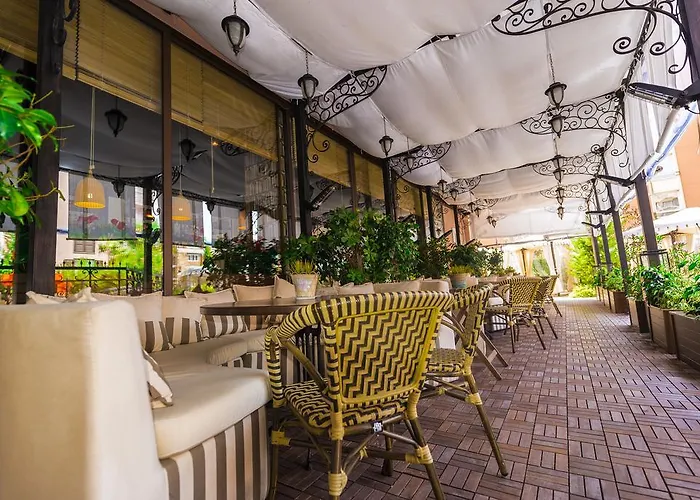 Romance Marine Aparthotel