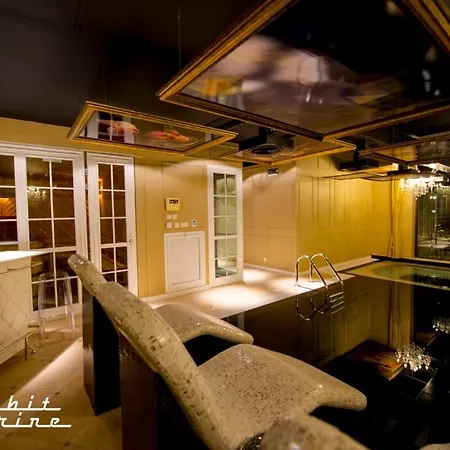 Romance Marine Aparthotel מלון דירות 4*