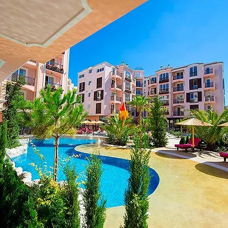 Ξενοδοχείο με διαμερίσματα Romance Marine Aparthotel 4*