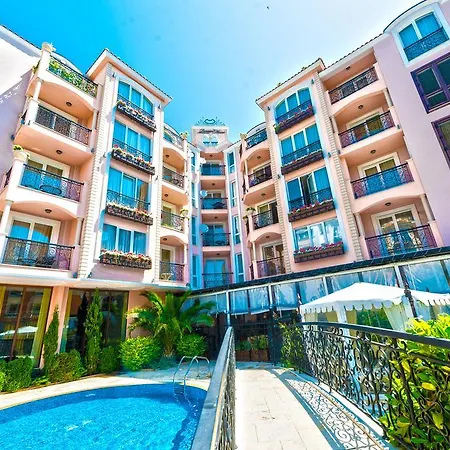 Ξενοδοχείο με διαμερίσματα Romance Marine Aparthotel