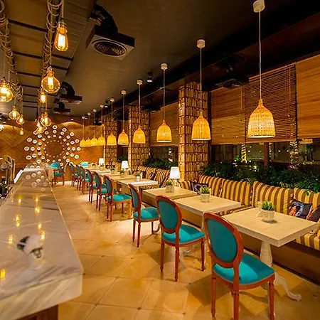 Romance Marine Aparthotel Apartahotel 4*