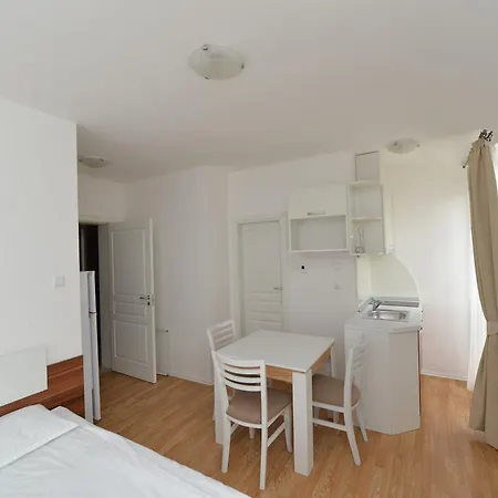 公寓式酒店 Romance Marine Aparthotel