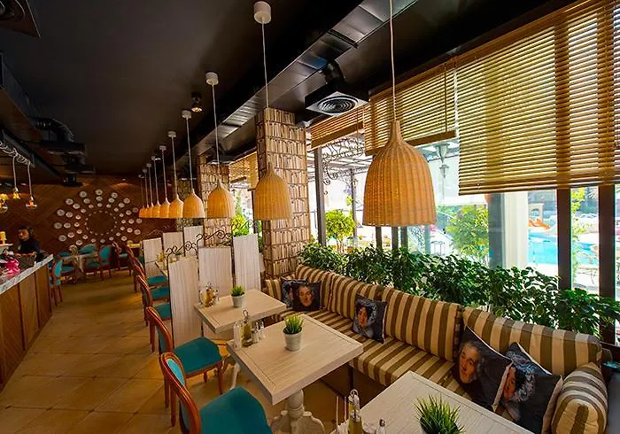 Romance Marine Aparthotel Солнечный берег