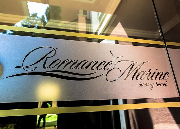 Romance Marine Aparthotel ساني بيتش