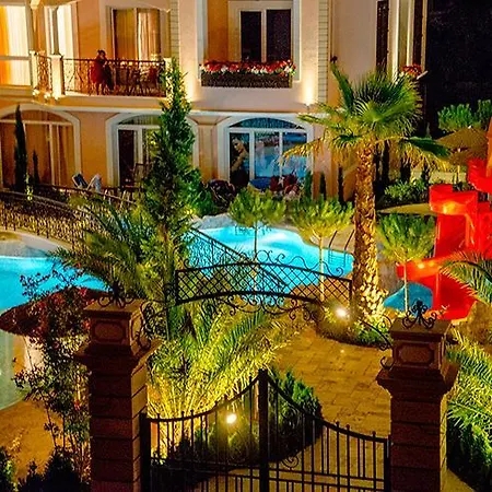 Romance Marine Aparthotel 4* Napospart