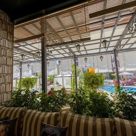 Romance Marine Aparthotel Apartmanhotel