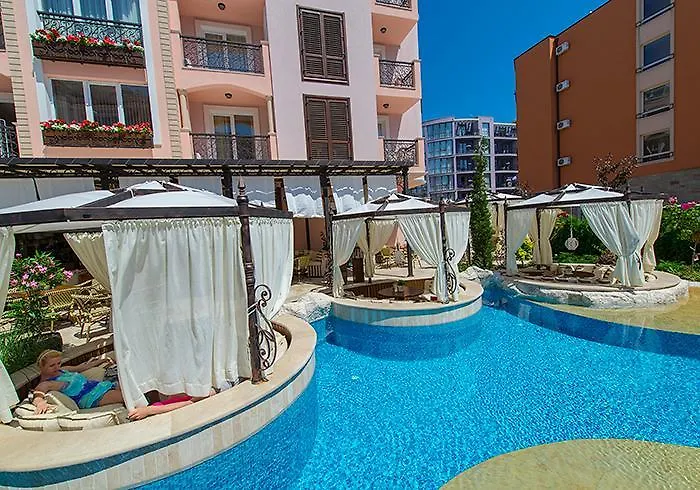 Romance Marine Aparthotel Lejlighedshotel